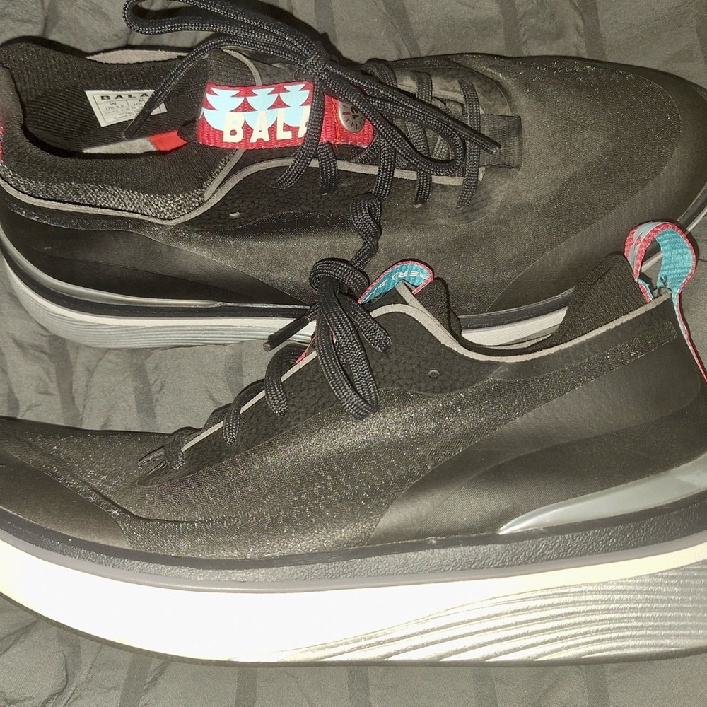Bala Twelves nursing shoes size 8.5
